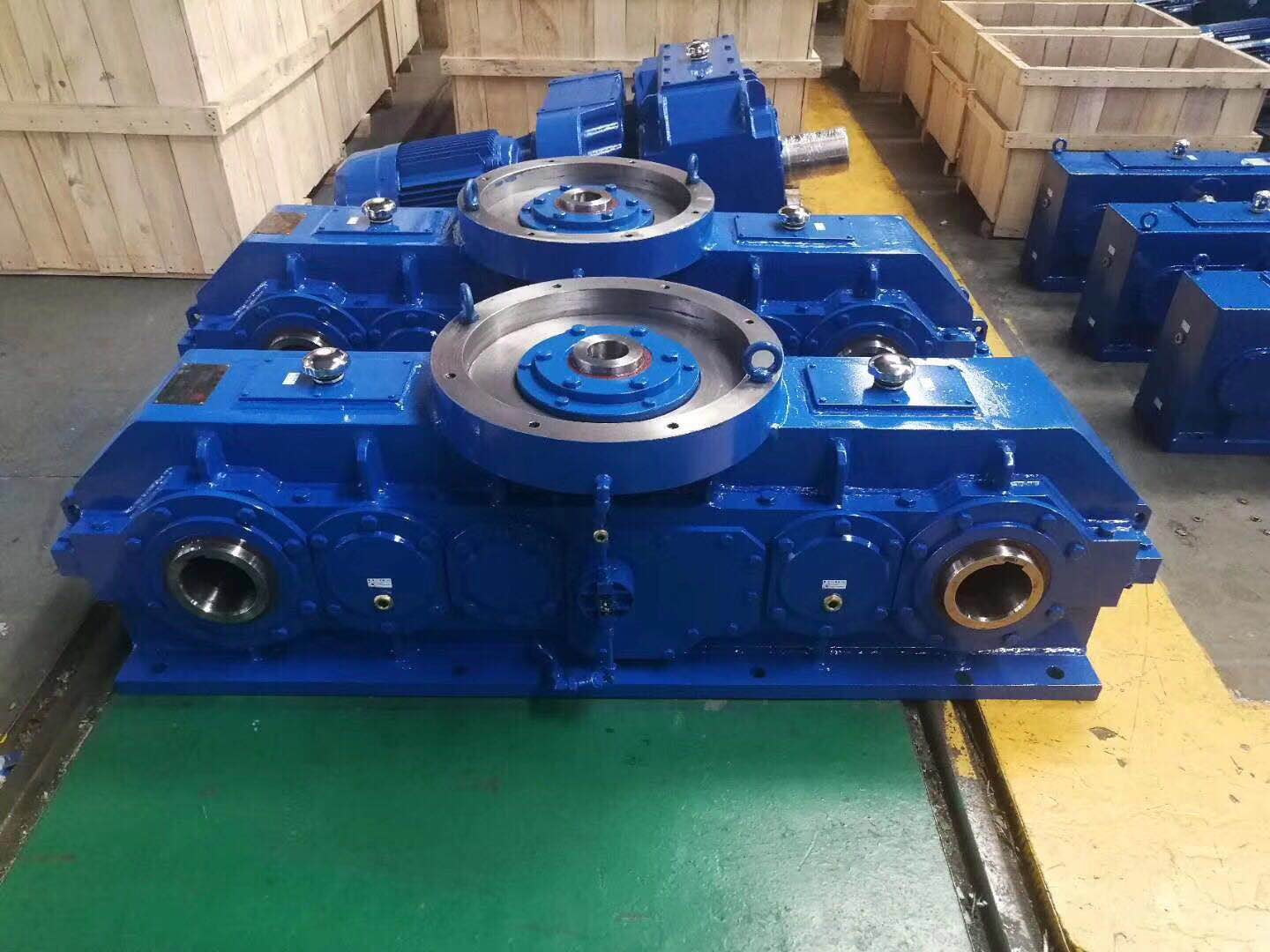 YHJ1050混合機專用減速機